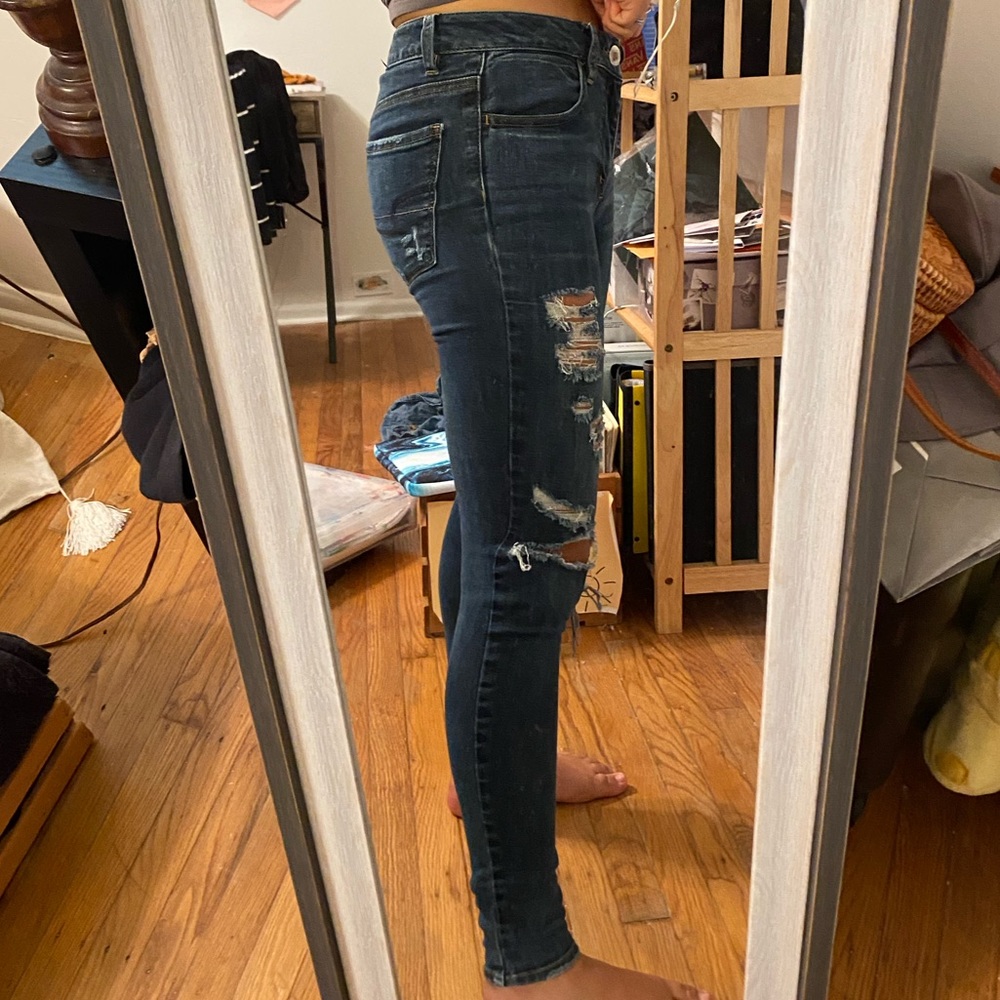 AMERICAN EAGLE RIPPED JEANS - Picture 2 of 7
